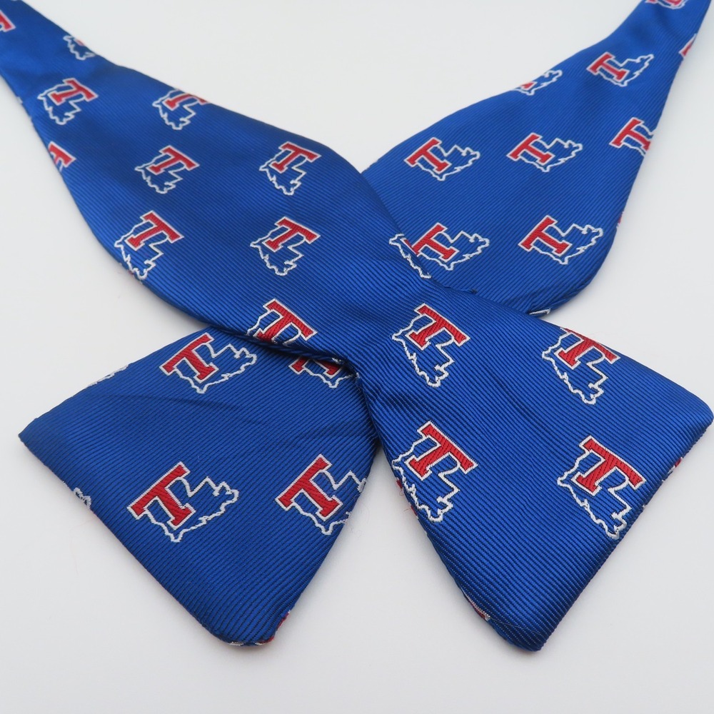 Louisiana Tech Blludogs Bow Tie Blue Red 2.5" Wide Self Tie Silk Logo